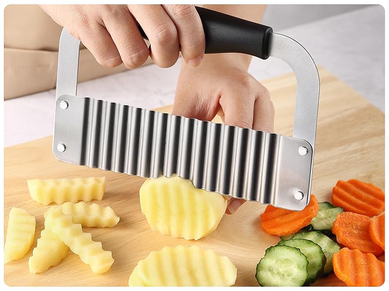 Crinkle Cutter Stainless Steel Potato Slicer Heavy Duty Wavy Crinkle Cutting Chopping Tools with Wooden Handle for Carrot Veggies (1, Black)