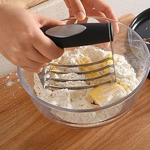 Tosnail Pastry Cutter, Dough Blender, 3 Cup Flour Sifter and Biscuit Cutter, 8 Pieces Stainless Steel Professional Dough Tools for Baking Cookies and Donuts