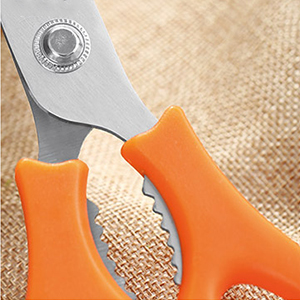 Kitchen Shears, Multi-function Heavy Duty Dishwasher Safe Poultry Shears, Food Grade Stainless Steel Sharp Utility Scissors for Food, White