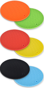 homEdge PVC Placemat, 4 PCS of Non-Slip Heat Resistant Place Mats, Washable Vinyl Placemats, Set of 4 –Black