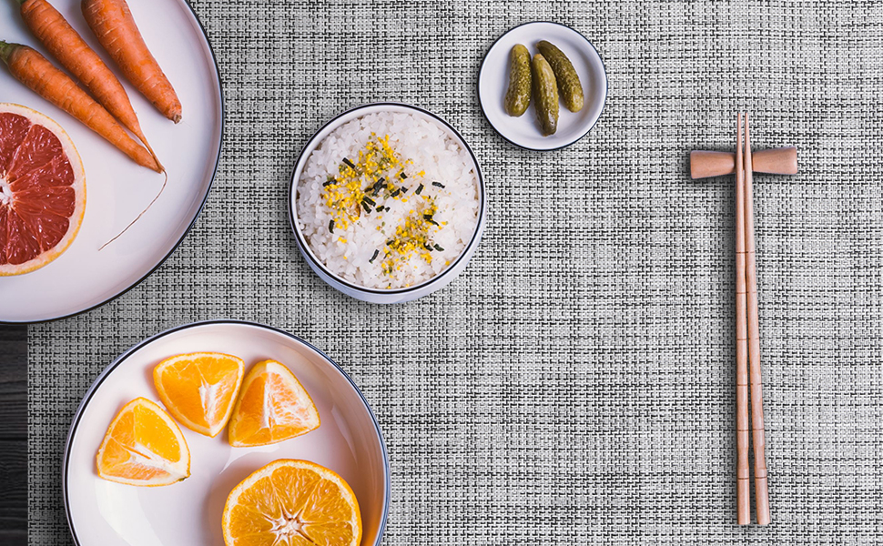 homEdge PVC Placemat, 4 PCS of Non-Slip Heat Resistant Place Mats, Washable Vinyl Placemats, Set of 4 –Black