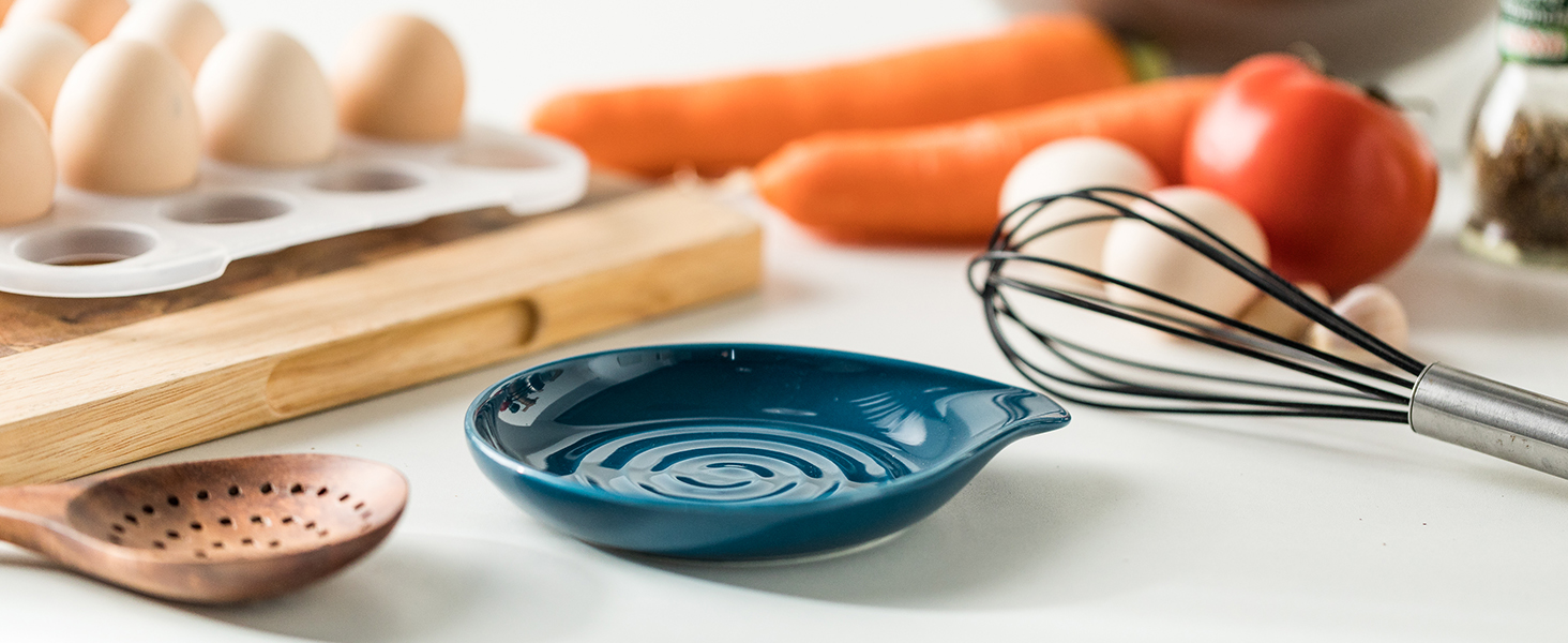 LAUCHUH Spoon Rest, Ceramic Spoon Holder for Stove Top Ladle Holder for Kitchen Countertop Cooking Utensil Rest for Spatula, Tongs, Heat-Resistant Framhouse Decor for Mother's Day, Blue, 5 Inches