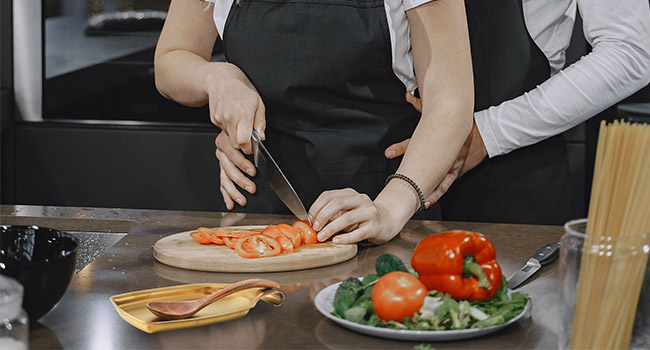 Gold Spoon Rest For Stove up, Stainless Steel Spoon Rest For Kitchen Counter, Large Kitchen Spoon Holder with Square Bottom, Spatula Spoon Ladle Utensil Holder, Heavy Duty.