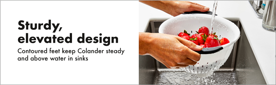 OXO Good Grips 3 QT Plastic Colander