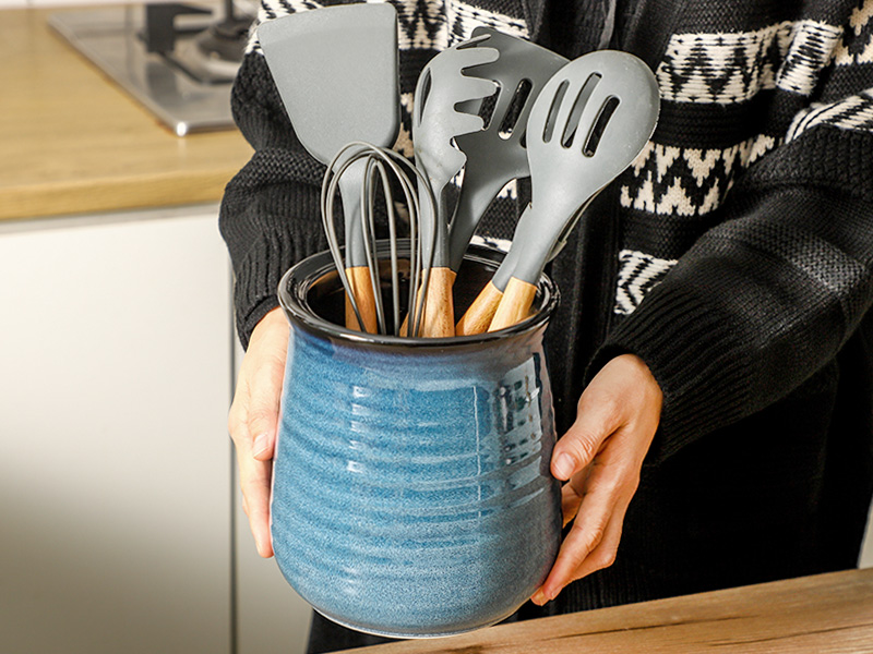 HASENSE Utensil Holder for Kitchen Counter 7.1” Cooking Utensil Crock for Countertop, Blue Ceramic Stable Utensil Organizer Caddy with Reactive Glaze for Spatula and Spoon, Dishwasher Safe