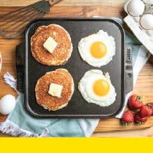 Lodge Cast Iron Muffin Pan