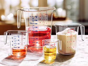 Amazing Abby - Melissa - Plastic Measuring Cups (4-Piece Set), Food-Grade Measuring Jugs, 1/2/4/8-Cup Capacity, Unbreakable, Stackable, Dishwasher-Safe, Great for Oil, Vinegar, Flour, and More
