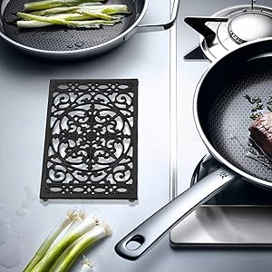 Sumnacon 2Pcs Rectangle Cast Iron Trivet - Heat Resistant Iron Trivet for Hot Dish Pot Pan Plate Teapot, Rustic Cast Iron Hot Dish Plate Holder for Kitchen Dining Table Countertop Cooktop