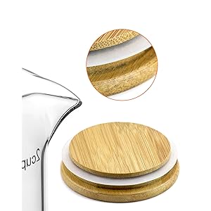 QWORK Glass Measuring Cup, 2 Pack 500ML (18 Oz, 2 Cup), High Borosilicate Glass Scale Cup with Handle and Durable Bamboo Lid, for Kitchen or Restaurant