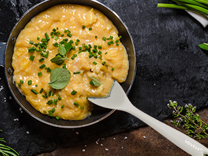 Upgrade Silicone Spatula Spoon Set,VOVOLY Heat Resistant Rubber Spoonula, Seamless Non-Stick Flexible Scrapers for Baking Mixing Tool,3 Pack,