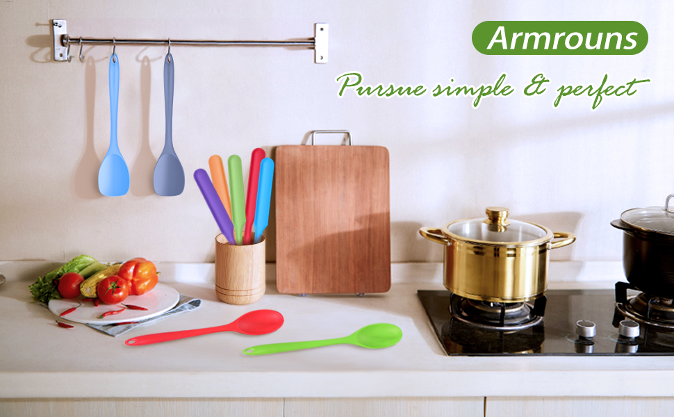 5pcs Silicone Jar Spatulas set, Cake Cream Spatulas Set, 9.8 inch Non-Stick Heat Resistant Mixing Butter Spatulas Baking Scrapers for Jars Blenders Cooking Stirring