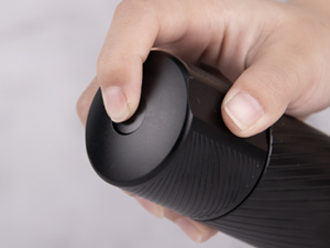 Pepper Grinder, Homnoble Professional Grade Pepper Grinder, Heavy Duty Pepper Mill, Refillable Aluminum Manual Pepper Mill with Adjustable Coarseness and Stainless Steel Blade