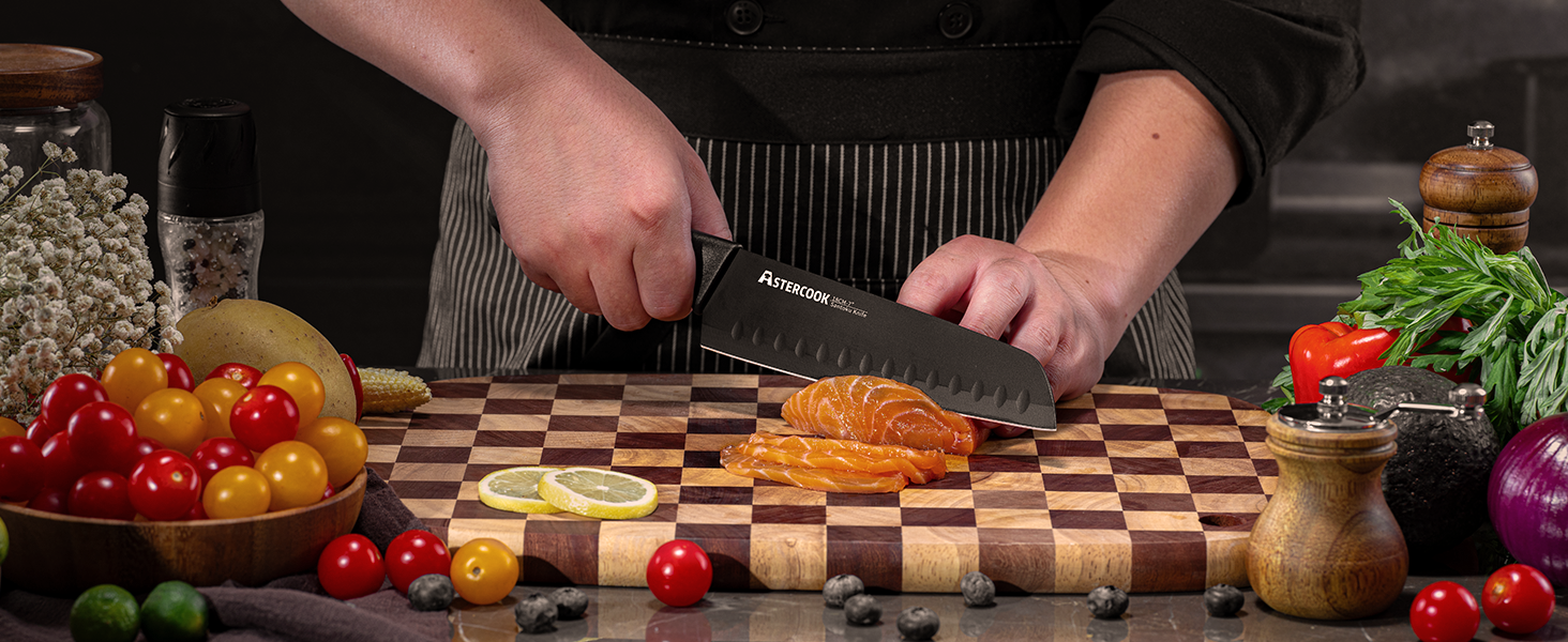 Knife Set, Astercook 15 Pieces Knife Sets for Kitchen with Block, Dishwasher Safe Kitchen Knife Set with Built in Sharpener Block, German Stainless Steel Knife Block Set, Valentine's Gift