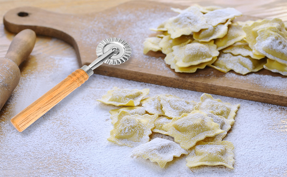 Pasta Cutter Wheel Ravioli Cutter Wheel with Roller Pizza Cutter Wheel Dumpling Lace Making Zinc Alloy Noodle Making Cutter for Kitchen