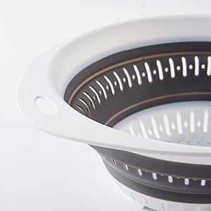 Collapsible Colander and Strainer,Silicone Strainer Colanders & Food Strainers,for Vegetable and Fruit, Kitchen Essentials (2, White, 1.3L+2.5L)