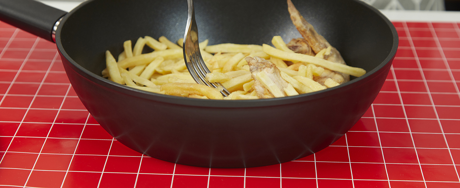 Silicone Baking Mat Roll 16IN*5FT Free Cutting, Non-Slip Pastry Mat, Non-Stick Reusable Air Fryer Liner, Oven Liners, Freeze Dryer Mat, Easily Cut to Size Fit All Ovens Pans Tins Dishes