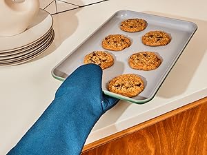 Caraway Oven Mitts - 100% Organic Cotton Oven Mitt - Double-Layer & Stain-Resistant Stitching - Safe Handling of Hot Kitchenware - Set of 2 - Navy