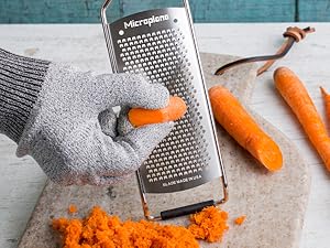 Microplane Professional Series Kitchen Grater new Extra Coarse for Potato, Zucchini, Carrot, Apple, Cabbage and Cheese with Stainless Steel Blades - Made in USA