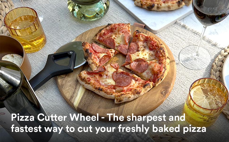 Everdure Pizza Cutter Wheel - Powerful One-Cut Stainless Steel Blade, Durable and Comfortable Grip, Protective Case Included, Dishwasher Safe, Ideal for Pizza Lovers, Chefs, Cooks, Bakers