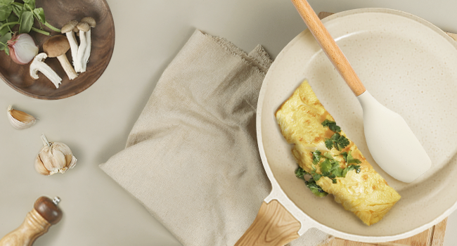 CAROTE Silicone Cooking Utensils Set, Kitchen Utensils Set 10 Pcs for cooking, BPA Free Spatula Set with Heat Resistant Wood Handles for Nonstick Cookware (Cream White)