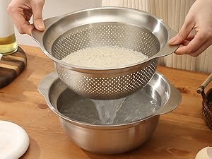 Rice Washer Strainer Bowl, Stainless Steel Quinoa Washing Bowl With Side Drainers Colander for Cleaning Rinsing Fruits, Vegetables, and Beans - Versatile Kitchen Tool