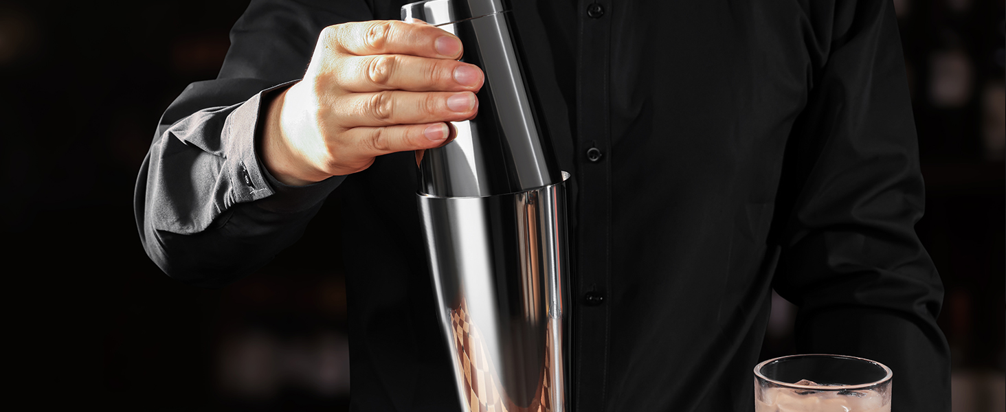 WOTOR Boston Cocktail Shaker Set, 18 oz & 28 oz Stainless Steel Weighted Shaker Tins, Metal Martini Shaker Drink Mixer for Bartending, professional Bar Tools for Bartender （Sliver）