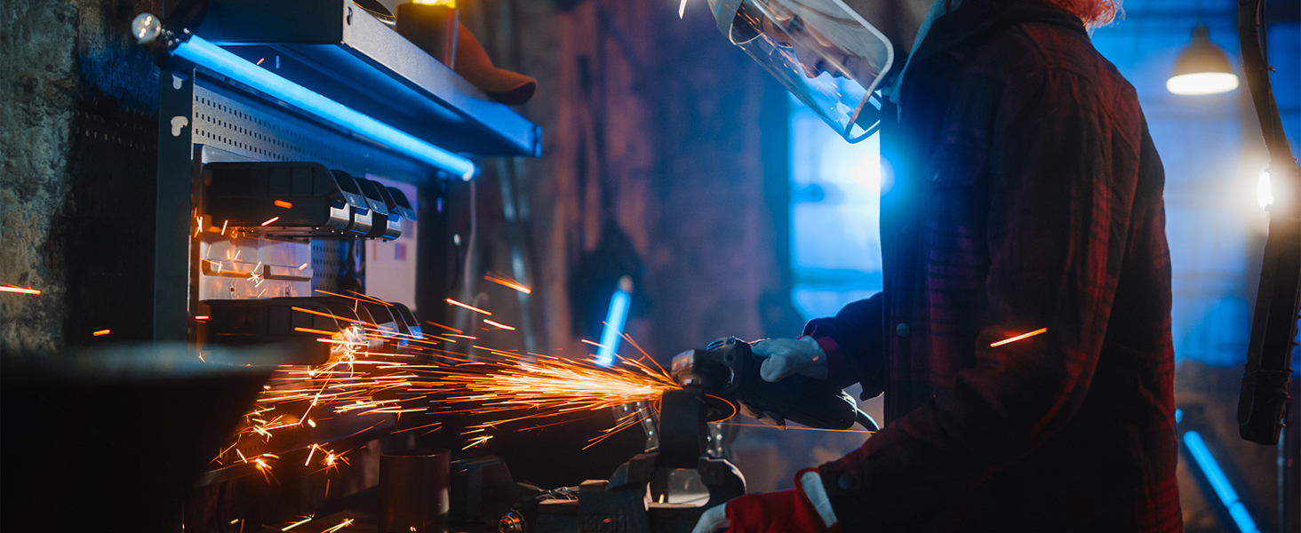 Nail Clippers for Men Women with Catcher - No Mess,Self-Collecting Heavy Duty Nail Clippers for Fingernails & Toenails, for Adult,Home,Travel,Gifts (No Splash Design)