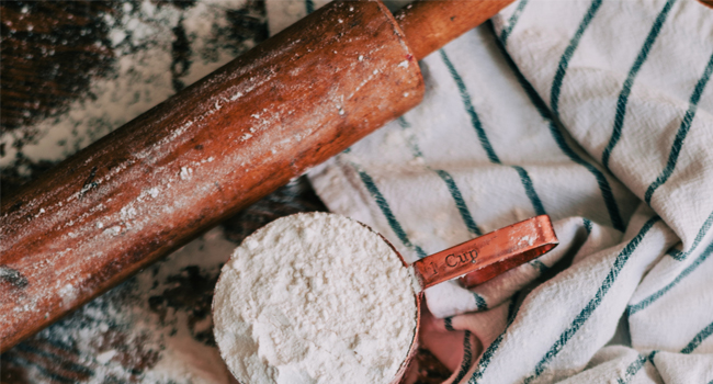 Classic Sapele Wooden Rolling Pin With Handles,Wood Baking Roller （17''L x 1.77