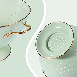 Metal Colander Set of 3, Strainer Basket with Handles perfect for Spaghetti, Pasta, Berry, Vegetable, Fruit, Solid Base Powder Coated Kitchen Essential Strainer Set, 1 & 3.5 & 5 Qt (Green)