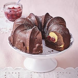 Frcctre 9 Inch Non-Stick Fluted Cake Pan, 10 Cups Heavy Duty Fluted Tube Cake Pan Baking Mold Easy Release Aluminum Baking Mold for DIY Cakes