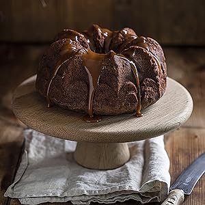 Frcctre 9 Inch Non-Stick Fluted Cake Pan, 10 Cups Heavy Duty Fluted Tube Cake Pan Baking Mold Easy Release Aluminum Baking Mold for DIY Cakes