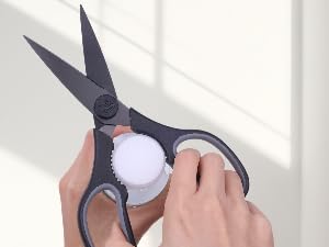 Linoroso Kitchen Scissors All Purpose Kitchen Shears with Magnetic Holder, Soft Grip Handle Cooking Scissors Dishwasher Safe with Come Apart Blade Heavy Duty Scissors for Meat, Vegetable, Herb, Black