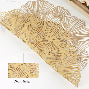 Round Placemats Pressed Vinyl Metallic Flower Place Mats Set of 6 Heat Resistant Dining Table Mats Gold Placemat for Wedding Party Kitchen Decorations