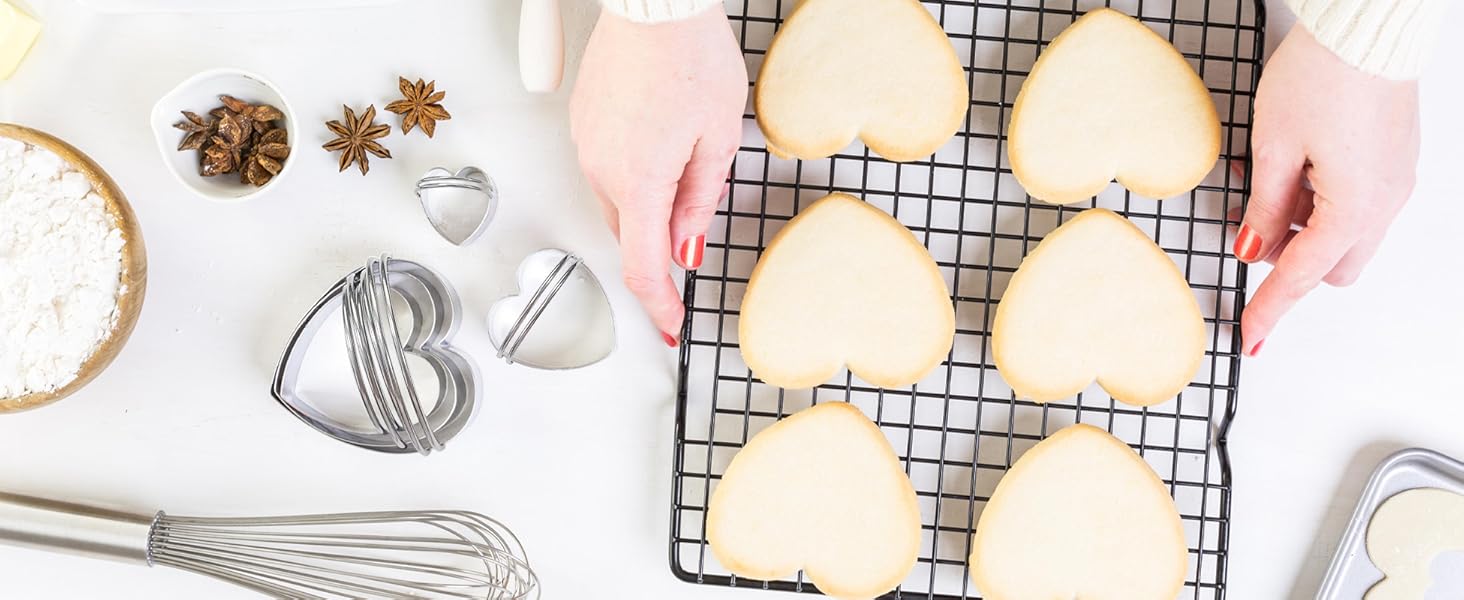 ALLTOP Round Biscuit Cutters with Handle, Stainless Steel Baking Essential Tool for Effortless Circle Cookie Shaping,Pastry,Cake Decoration Creation–Precise Cut for Dumpling,Scone, Donut-5 Pcs