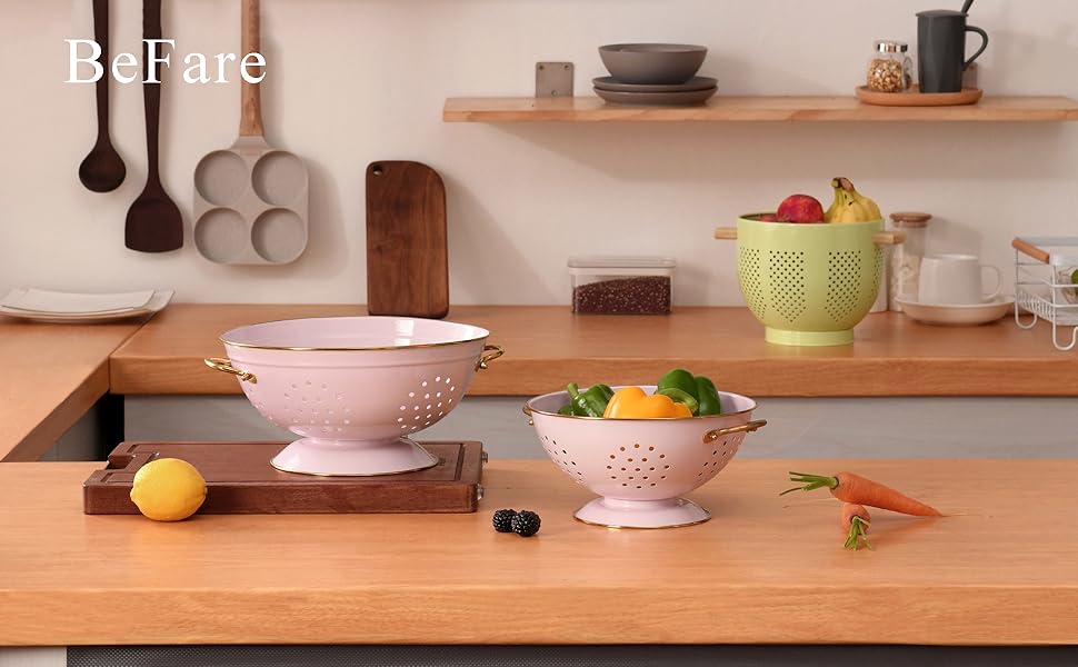 Metal Colander Set of 2, Strainer Basket with Handles 3.5 & 5 Qt Powder Coated Self-draining Solid Ring Base Metal Large Kitchen Colander Bowel for Pasta Vegetable Fruit (PINK)