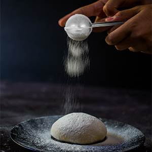 Flour Sifter, Stainless Steel Flour Sifter for Baking, One Handed Operation Baking Sifters, Great Flour Sieve Bakers Dusting Wand for Quick Sifting Cakes and Spices XVBITOR