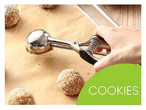 Spring Chef Extra Large Cookie Scoop, 18/8 Stainless Steel Melon Baller Scoop, Spring Loaded Trigger Release for Cookie Dough, Ice Cream, Meatball, Cupcake, 5.5 tablespoon (tbsp) portion, #10, Black