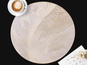 FAVE 6PCS Floral Round Placemats Golden Placemats Vinyl Placemats Set of 6 for Dining Table Reusable Metallic Shiny Gold Placemats for Wedding, Banquet, Birthday, Party, Restaurant （15 x15,Gold）