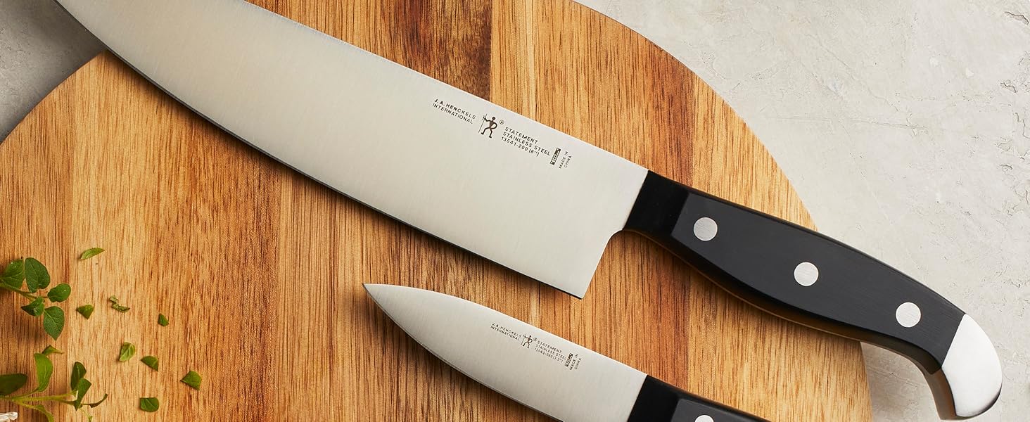 HENCKELS Premium Quality Statement 15-Piece Knife Set with Block and Knife Sharpener, Razor-Sharp, German Engineered Knife Informed by over 100 Years of Masterful Knife Making, Black Block