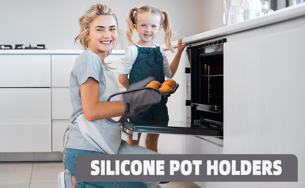 Hovico 2PCS Silicone Pot Holders, Oven Mitts Heat Resistant Hot Pads with Pockets, Non Slip Pot Holder for Kitchen Baking and Cooking| 9.8 x 7 Inches | Towel Cloth Interior Lining - Gray