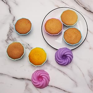 To encounter 45 Pieces Silicone Bakeware Set, Heat Resistant Baking Pans, Nonstick Baking Molds for Cake, Bread and Cupcake, with Measuring Cups and Spoons Set, Light Grey