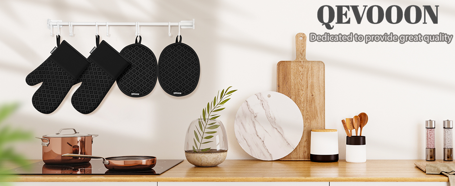 Oven Mitts and Pot Holders 4 Sets, Heat Resistant 500 ℉ Oven Mitt and Pot Holder,Oven Glove&Potholders with Non-Slip Silicone Surface,Kitchen Essentials for Cooking/Baking/BBQ-Black