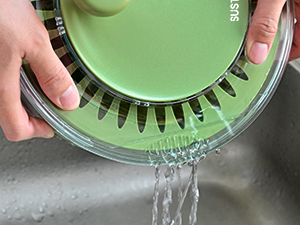 SUSTEAS Salad Spinner Large, Vegetables Wash Bowl, Fruits & Herb Lettuce Dryer with 5 Blade Slicer Egg Yolk Strainer Shredder for Efficient Salad Preparation and Food Washing, 4.25Qt