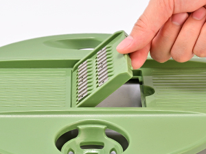 SUSTEAS Salad Spinner Large, Vegetables Wash Bowl, Fruits & Herb Lettuce Dryer with 5 Blade Slicer Egg Yolk Strainer Shredder for Efficient Salad Preparation and Food Washing, 4.25Qt