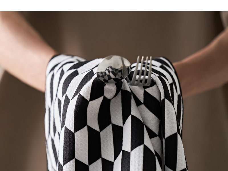 RECYCO Waffle Kitchen Towel Set of 2 - Quick Dry Microfiber Sustainable Dish Towels - Ultra Absorbent Reusable Cleaning Tea Towels - Lightweight Hand Towels,16”x 28”, Black & White Mirage