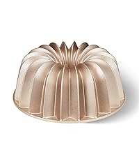 KITESSENSU Non-Stick Cake Pan, 9.5-Inch Aluminum Cake Mold, 8 Cup Fluted Heavy Duty Tube Pan, Durable Rust & Scratch-Resistant, Baking Mold for Jello, Gelatin, Chocoflan, Flan, Marissa, Gold