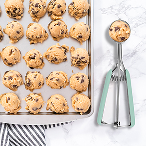 Cookie Scoop Set, Cookie Scoops for Baking Set of 3, Cookie Dough Scoop, 1 Tablespoon/ 2 Tablespoon/ 3 Tablespoon, Red/Black/Mint Handle, For Cookie Cupcake Muffin Ice Cream Truffles