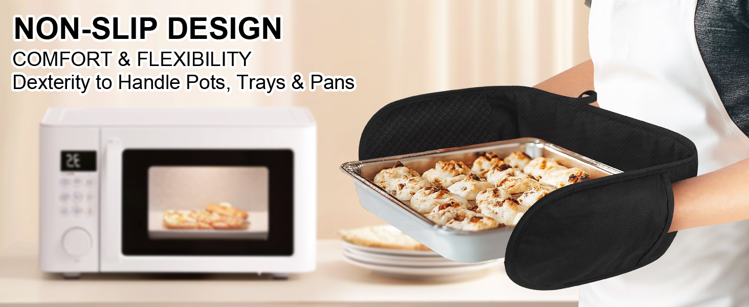 Philorn Black Double Oven Mitts，Heat Resistant 260℃ Waterproof Silicone Glove Kitchen Gloves Oven Extra Long Oven Mitts with Non-Slip Silicone Surface for Baking, Cooking, BBQ