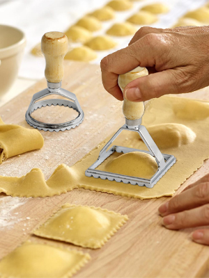 Ravioli Stamp Maker Cutter with Roller Wheel Set, Large Size Aluminum Press with Wooden Handle and Fluted Edge, Ravioli Maker Stamp for Ravioli, Pasta, Dumplings Lasagna, Pierogi, Set of 4