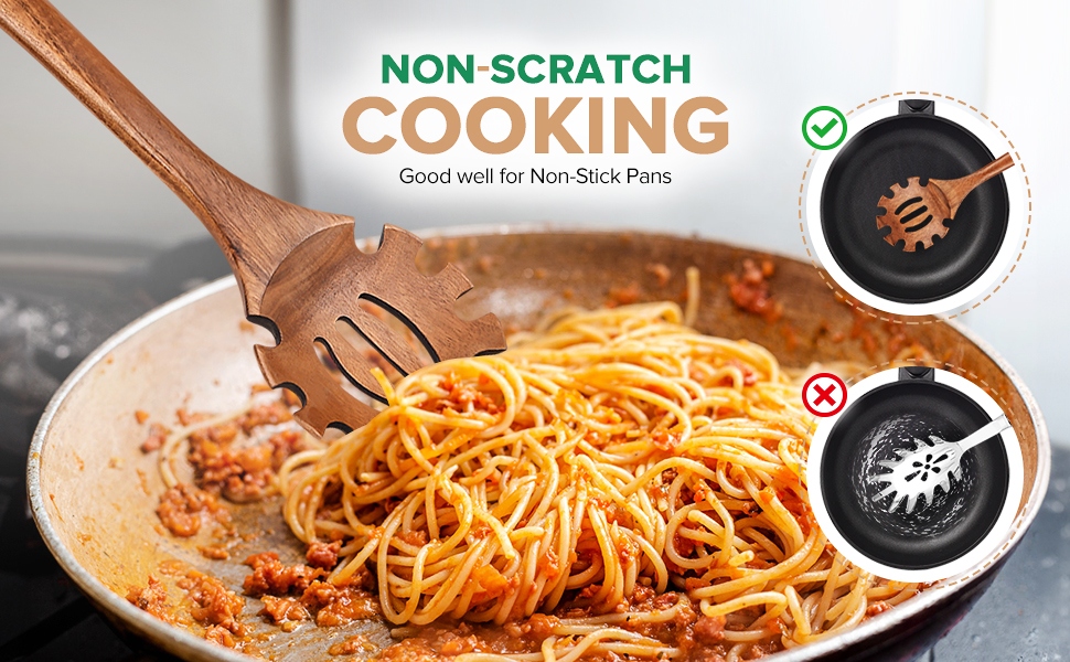 Wooden Pasta Spaghetti Spoon with Teeth, Teak Slotted Pasta Spaghetti Strainer Spoon for Cooking Serving Collecting, Wooden Pasta Fork Server Utensil with Claws, Wood Noodle Strainer,12.8″, Brown